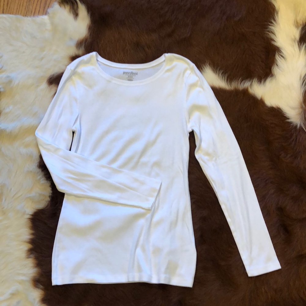 Old Navy size M White long sleeve shirt